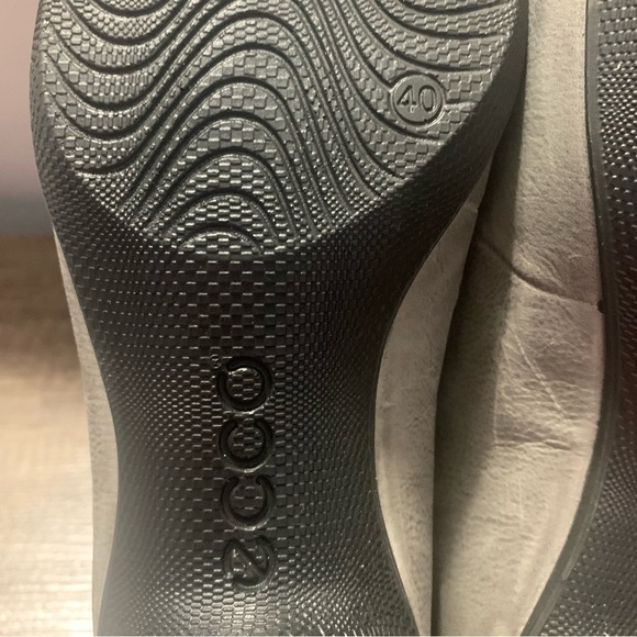 Ecco Sculptured Gray Lace Up Heeled Leather Pump Shoes - Picture 3 of 11